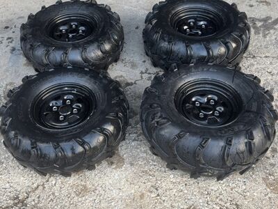 ATV Yamaha Grizzly 12" veljed ja rehvid.