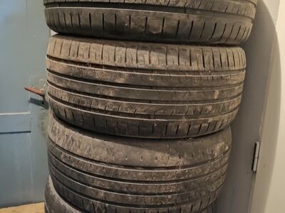 Suverehvid 245/40 R18