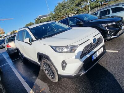 Toyota RAV4 Luxsury Limited 2.5 131kW