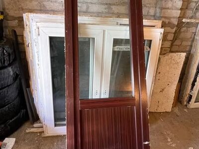75x208 - kasutatud plastuksed / kasutatud plastuksed