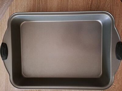 Ahjuvorm süsinikterasest(UUS) 36,8x25,5  14.-