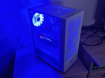 MSI lauaarvuti / Windows 11 / 16GB Ram / SSD