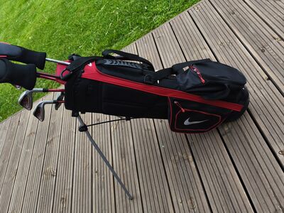 Nike golfikomplekt lastele