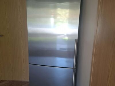 Külmkapp Siemens KG49EAI40
