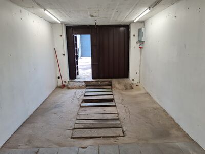Kanali ja tööstusvooluga garaaž Tartus