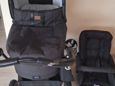 Emmaljunga Edge Duo Combi Lounge raamil