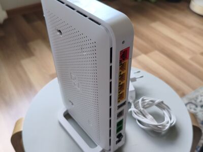 Ruuter Genexis ED 500 (2 sagedust) Telia võrku