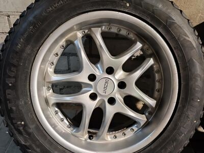 Dezent R18 veljed