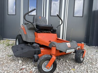 Murutraktor Husqvarna Z246 nullpöörderaadiusega