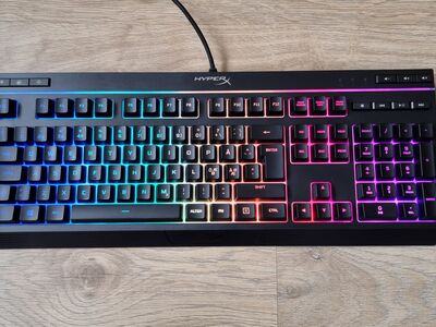 RGB mänguri klaviatuur