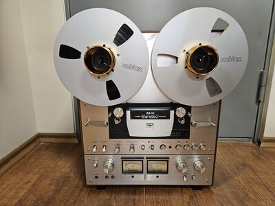 Akai GX-650D Reel to Reel Tape Recorder