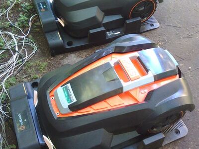 2x ROBOTNIIDUK REDBACK RM24A-15-28