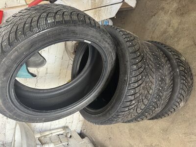 Triangle 225/45/18 naastrehvid 4tk 8mm
