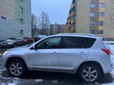 Toyota RAV4 bensiin