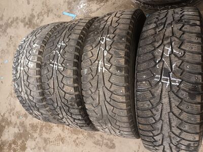 215/60/R17 Nokian naastrehvid