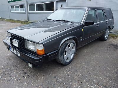 Volvo 740GLE