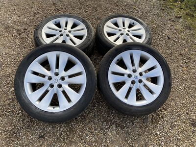 Renault (5x114,3) 18" originaalveljed