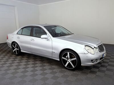 Mercedes-Benz E 280