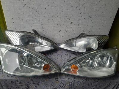 Ford Focus 1998-2004 esituled