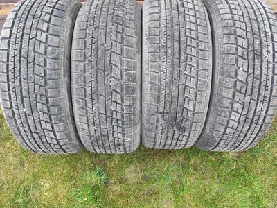 235/50 R18 новые ламельные шины Yokohama