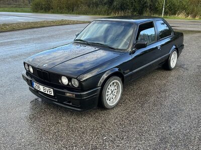 BMW E30
