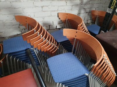 Konverentsitoolid, virnastatav tool, 100tk