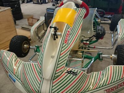 Tony kart Rotax + lisad