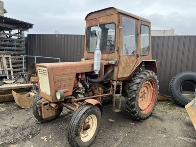 Traktor T25