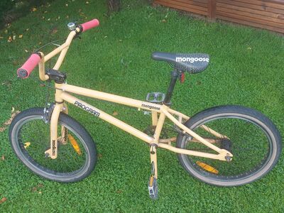 BMX trikiratas Mongoose Program 20"