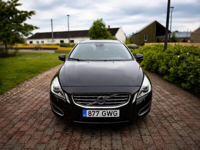 Volvo V60 2.0d 120kw atm 2011a