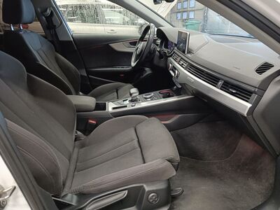 Audi A4 B9 sportsisu