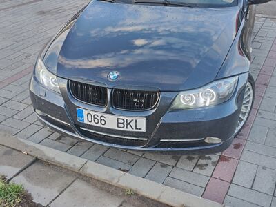 BMW E90/E91 esituled