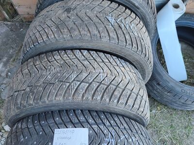 225/45R17 naastrehvid 4tk