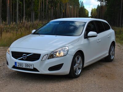 VOLVO V60 1.6drive Kinetic 2011