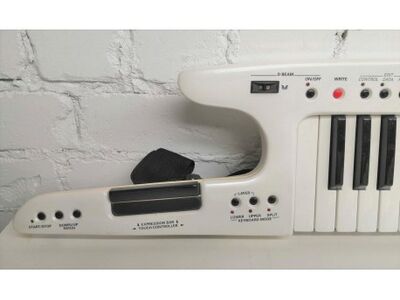 Roland AX-7