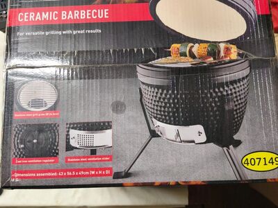 Uus keraamiline grill