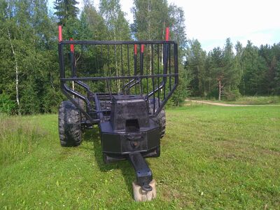 Metsaveokäru Ural sildade ja Palmse alusega