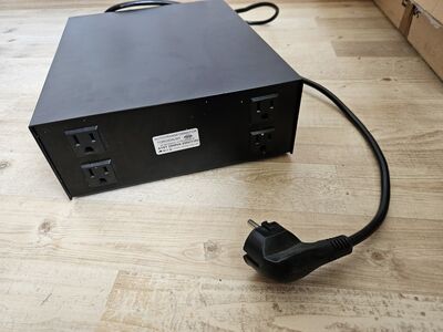 Autotrafo toitemuundur 230V/115V 2500VA