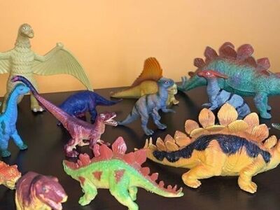 DINOSAURUSED