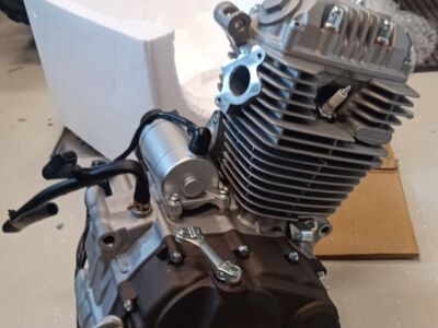 MOOTOR 250CC