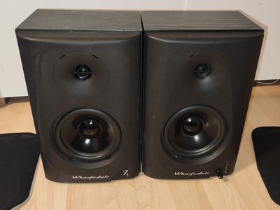 Wharfedale Diamond 7 Active Speakers