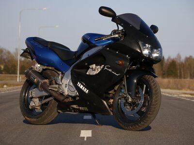 YAMAHA YZF 1000R 1996