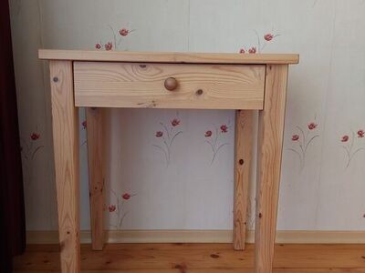 Täispuidust lauake