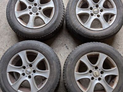 Alessio 15" valuveljed + 205/65R15C rehvid VW T4