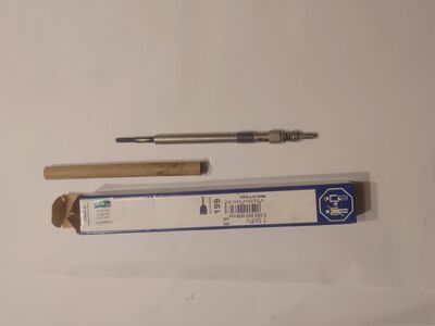 Volvo D3, D4 ja D5 2.4 eelsüüteküünal