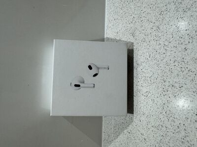 Airpods 3 UUED