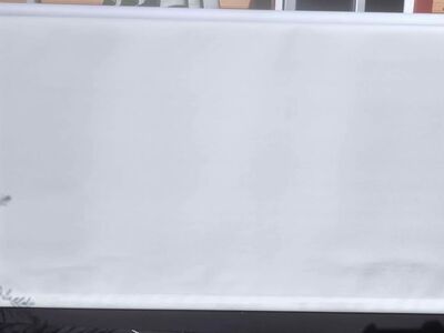Pimendav kinnitustega valge ruloo 120cm