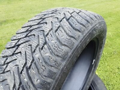 Nokian 205/55 R16 naastrehvid