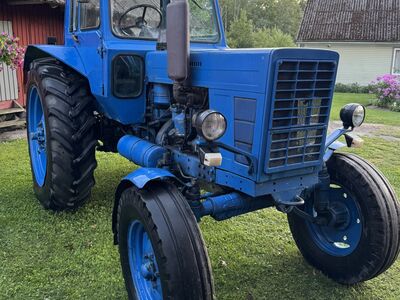 Traktor MTZ-80