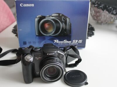 Fotoaparaat Canon PowerShot S3 IS